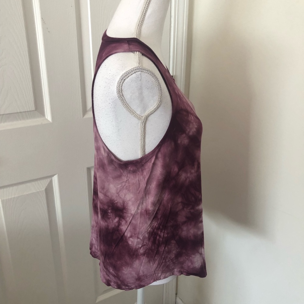📚 2/$12 American Eagle Outfitters Tank - Picture 4 of 5